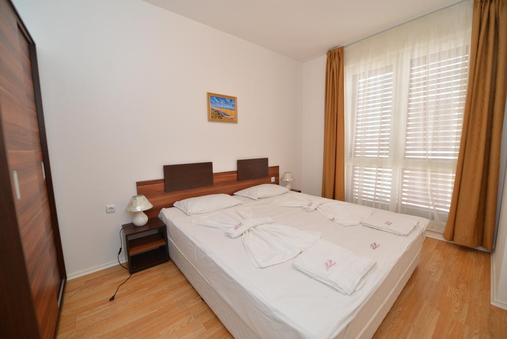 Romance Marine Aparthotel Napospart Kültér fotó